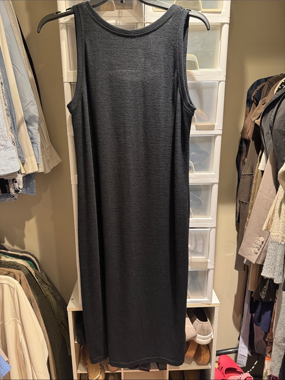 GAP Black Sleeveless Maxi Dress